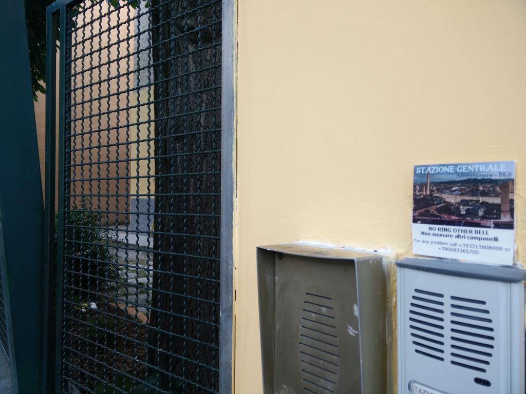 ボローニャ Stazione Centrale Bed & Breakfast エクステリア 写真