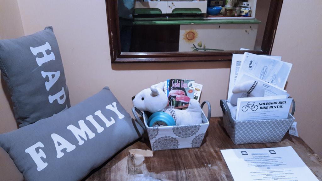 ボローニャ Stazione Centrale Bed & Breakfast エクステリア 写真