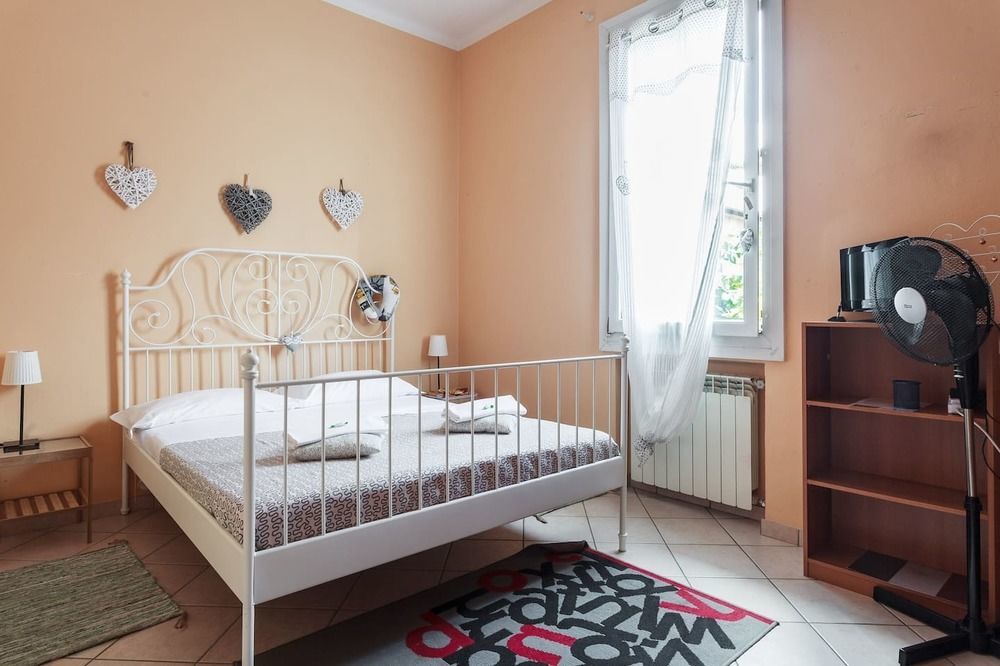 ボローニャ Stazione Centrale Bed & Breakfast エクステリア 写真