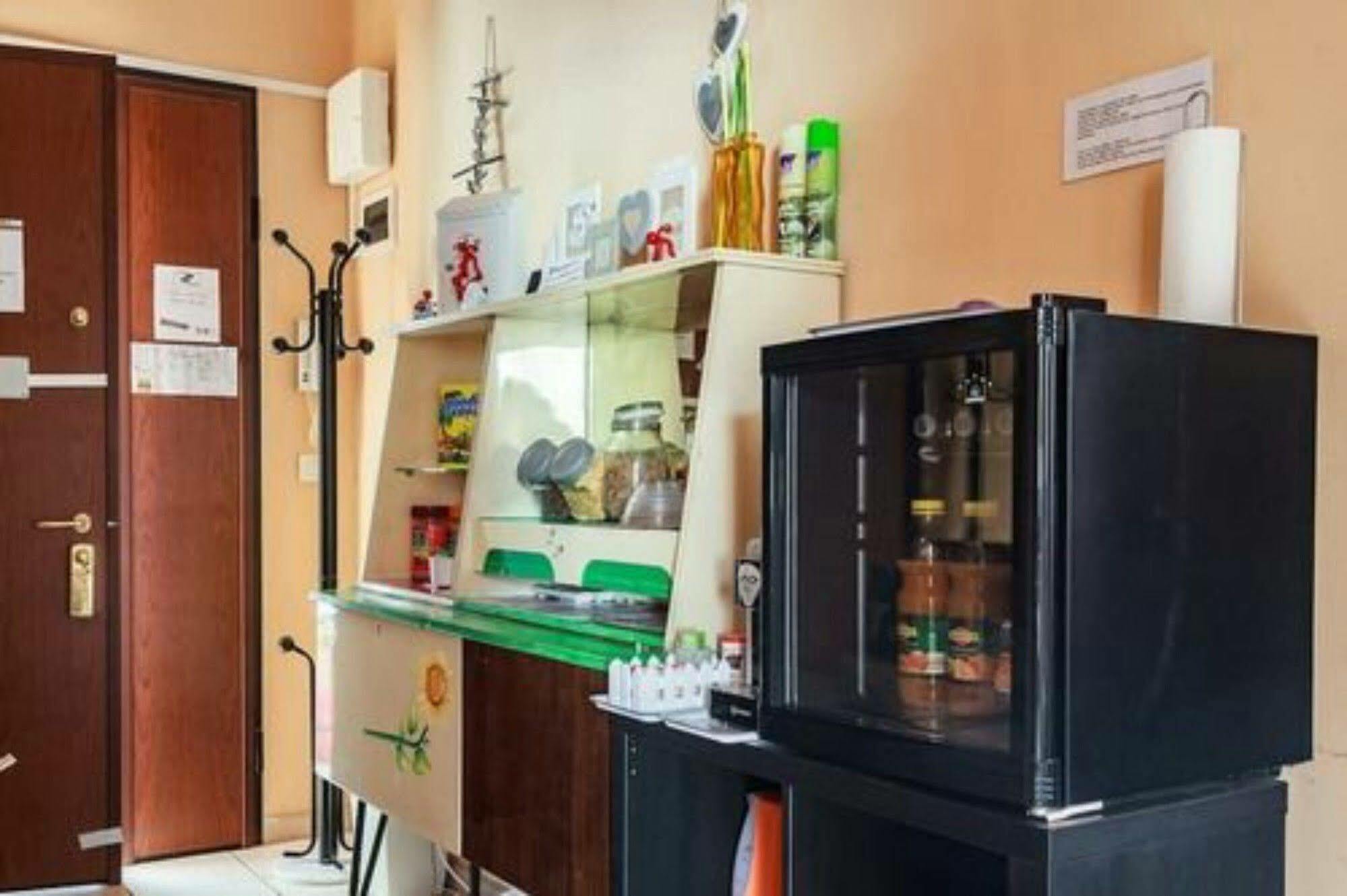 ボローニャ Stazione Centrale Bed & Breakfast エクステリア 写真